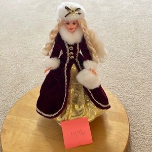 1996 Holiday Barbie doll with no box
